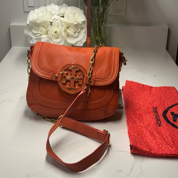 Tory Burch Amanda Vibrant Orange Shoulder Bag + Dust Bag - Picture 10 of 13